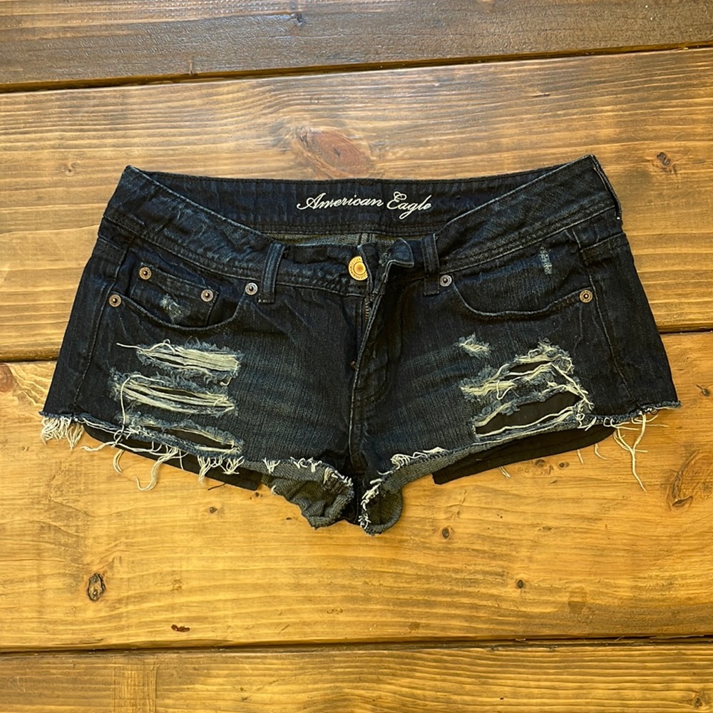 AE shortie shorts